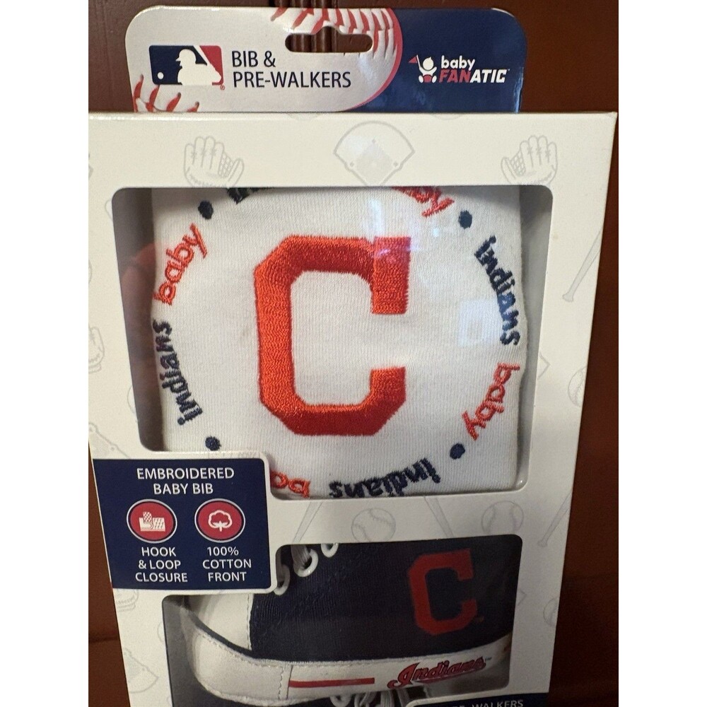 MLB Baby Fanatic Cleveland Indians Bib & Pre-Walkers 0-6 Months NIB - Picture 2 of 9